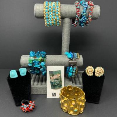 Vintage-Inspired Turquoise & Coral Beaded Jewelry Collection	