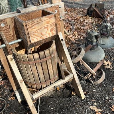 Estate sale photo