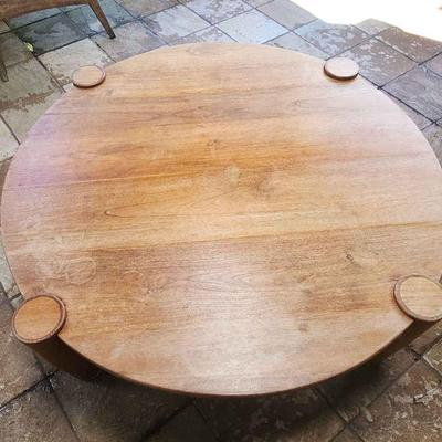 AAT079 - 47-1/2" Diameter Wooden Coffee Table 