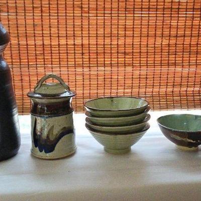 AAT005-Charming Collection Of Ceramic Pieces