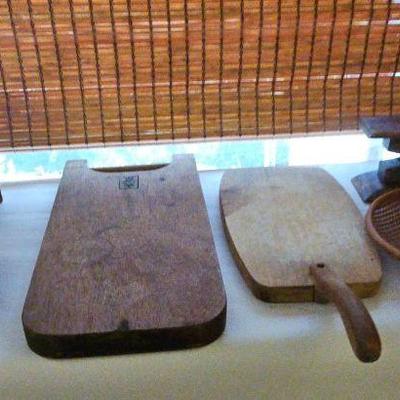 AAT021-Assortment Of Wood Decorative/Display And Chopping/Bread Boards