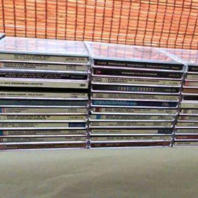 AAT111-Charming Collection Of Classical Music Compact Disks