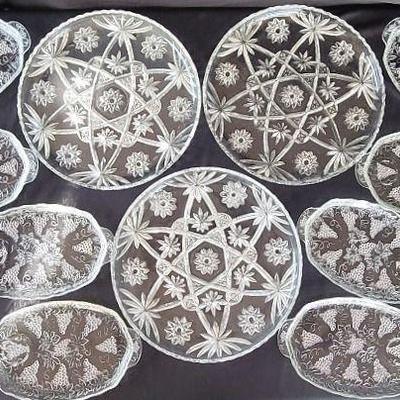AAT508 - Collection of Clear Glassware