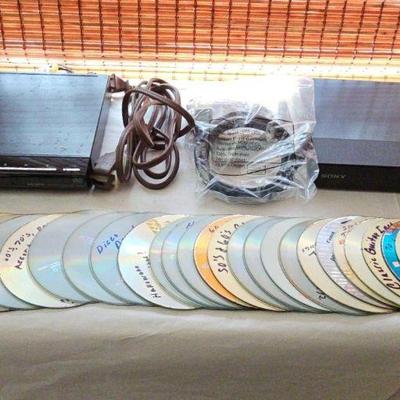 AAT118-SONY CD/DVD Player W/28 Compact Discs