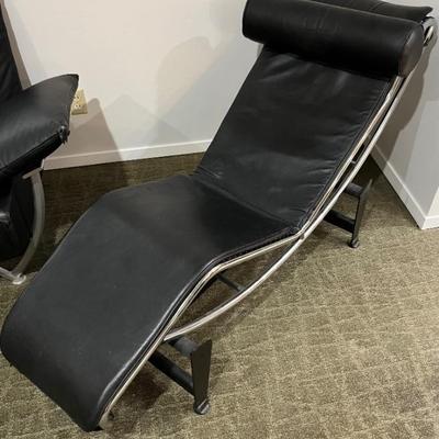 Le Corbusier "LC4" Chaise Lounge 