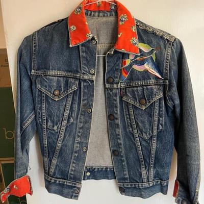 Sale Photo Thumbnail #72: Vintage Levi Denim Jacket 