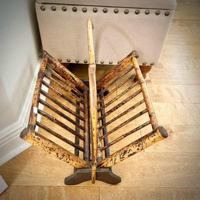 Bamboo magazine rack