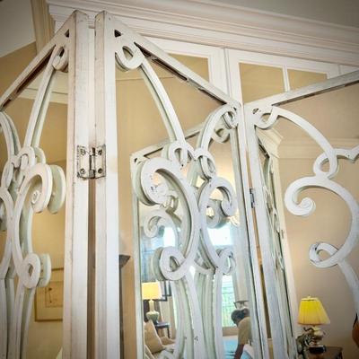 Mirrored 3-panel wall divider/screen with white metal detail. Sold as-is (mirror issues on 3rd panel).