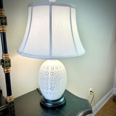 Blanc de Chine lamp