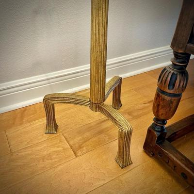 Strie floor lamp