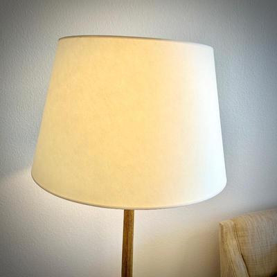 Strie floor lamp