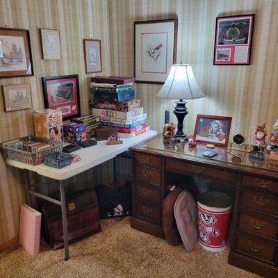 Games & Desk
