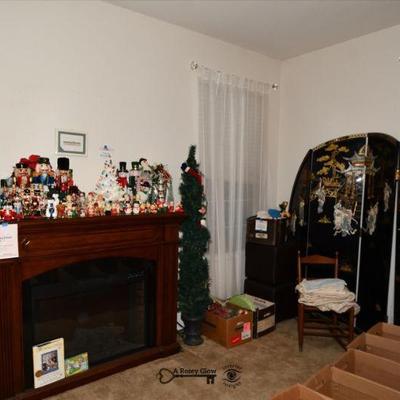 073 living room