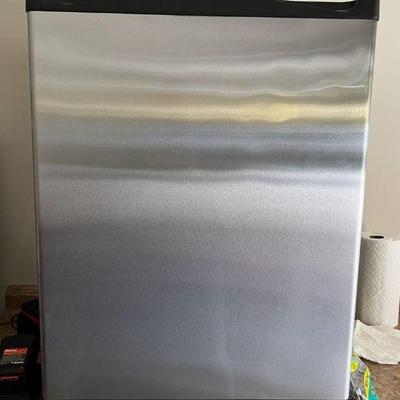 Mini-fridge