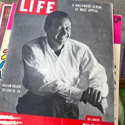 Iconic actor William Holden.. 1954