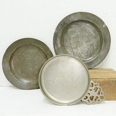 several vintage pewter lots