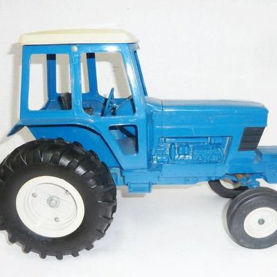 Etrl 12" tractor toy