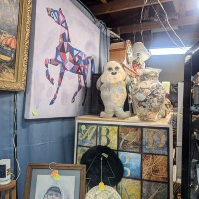 Estate sale photo