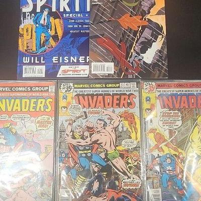 PTH215 - Marvel and DC Comics Mixed Lot (5)