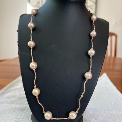 PTH030- Beautiful Myrna Lee Chang Freshwater Pearl Necklace 