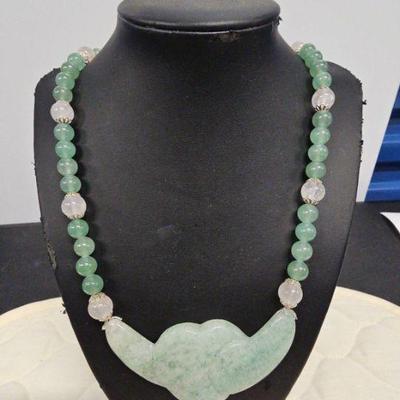 PTH005-Exquisite Adventurine Pendant And Bead Necklace Created By Myrna Lee Chang 