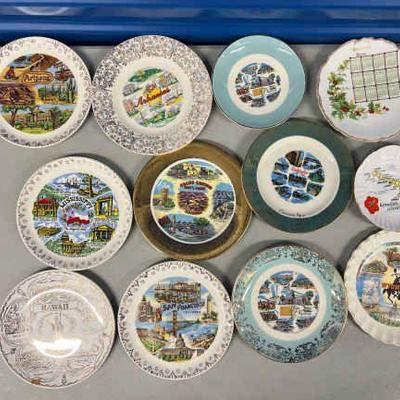 PTH375- Assorted Decorative Plates Of US Cities & States