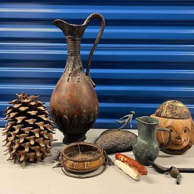 PTH324- Interesting Lot Of Decor