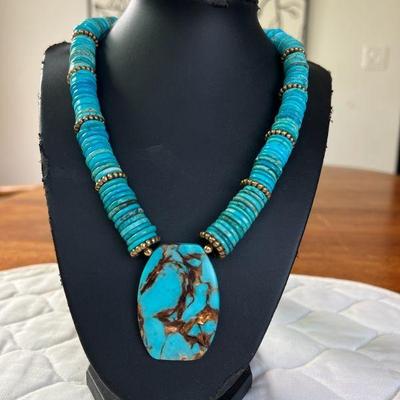PTH011- Genuine Myrna Lee Chang Turquoise Color Disc Necklace And Resin Pendant