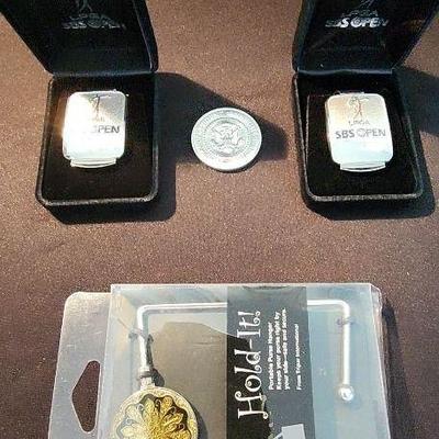 PTH395 - Mixed Collectibles 