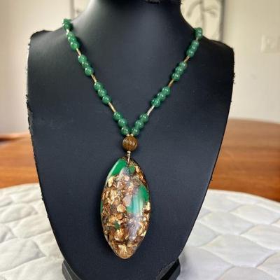PTH012- Genuine Myrna Lee Chang Green Adventurine Bead Necklace