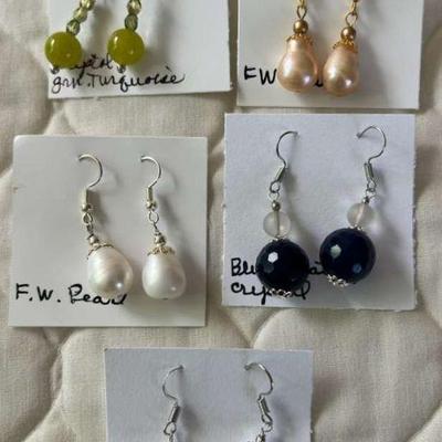 PTH110- Beautiful Collection Of Myrna Lee Chang Earrings