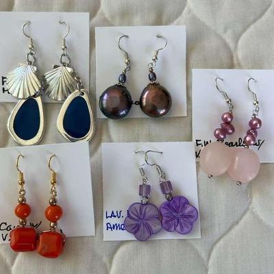 PTH086- Beautiful Myrna Lee Chang Earrings