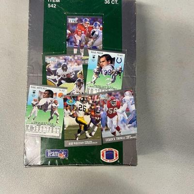 PTH358- Vintage Unopened Fleer Ultra NFL Football Trading Cards