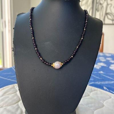 PTH069- Elegant Myrna Lee Chang Wine Colored Garnet Freshwater Pearl Necklace 