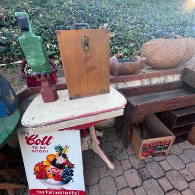 Estate sale photo