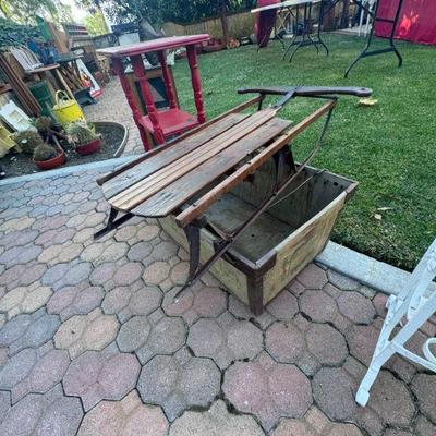 Estate sale photo