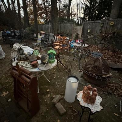 Estate sale photo