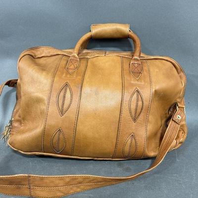 Lot 210 | Colombian Made Large Leather Weekender Bag
