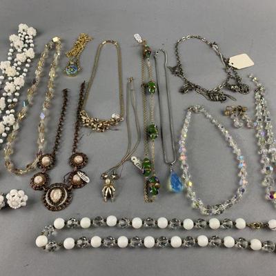 Lot 411 | Antique & Vintage Costume Jewelry Necklace Lot
