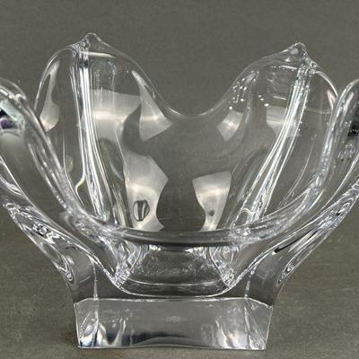 Lot 432 | Vannes Le Chantel French Glass
