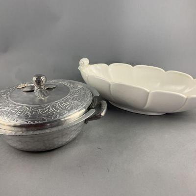 Lot 378 | Everlast Covered Casserole & Ceramic Dish
