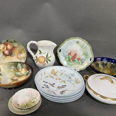 Lot 230 | Various Fruit Patterned Dishes Tracy Porter & More
