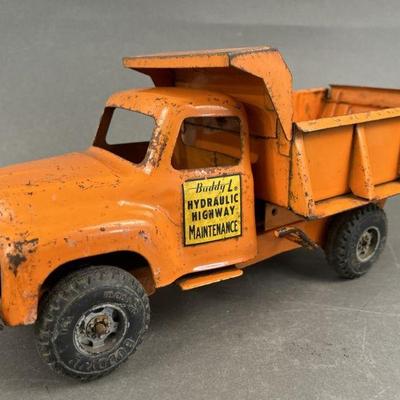 Lot 465 | Vintage 50s Buddy L Hydraulic Highway Truck
