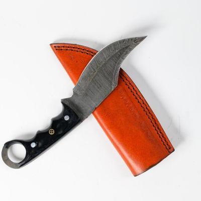 Lot 103d | Handmade Damascus Steel Knife
