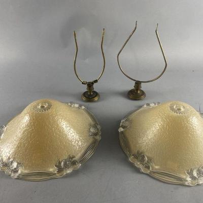 Lot 384 | VTG Victorian Frosted Glass Ceiling Light Fixture
