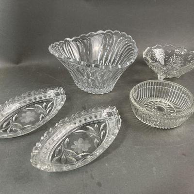 Lot 439 | Mikasa Crystal Snowflake Bowl & More
