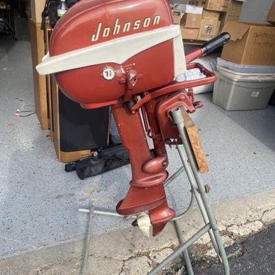 Lot 252 | Johnson Outboard Motor
