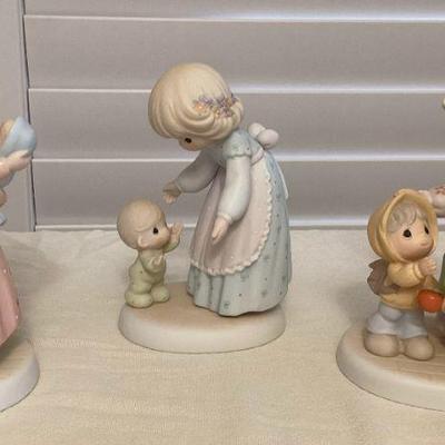 MCS085 Three Precious Moments Motherhood Series Figurines 
