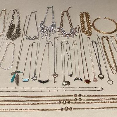 MCS053 Various Costume Jewelry Necklaces 
