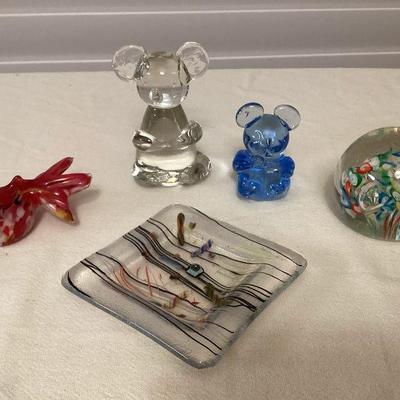 MCS161 Art Glass Paperweights & Trinket Dish